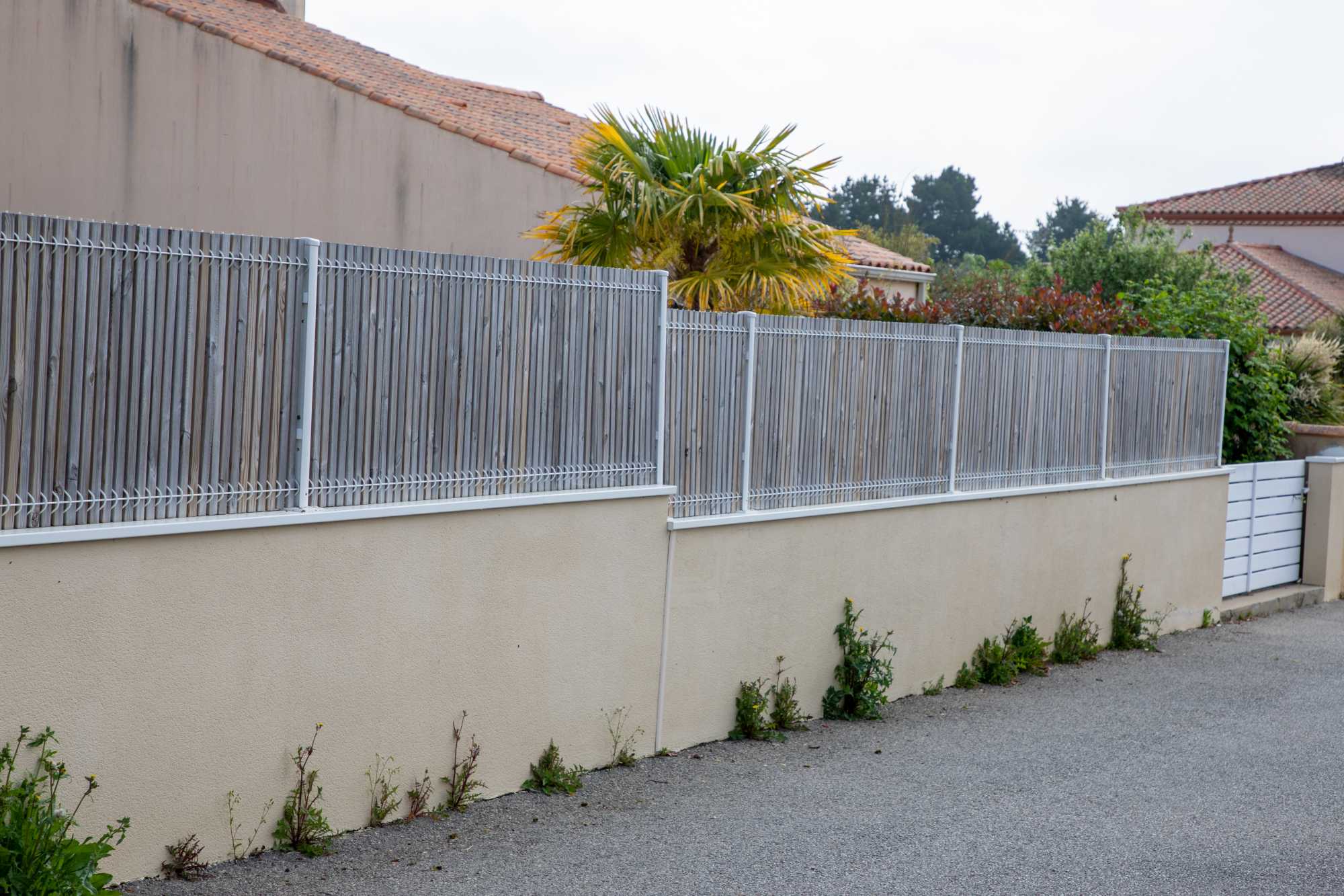 Completed fencing job